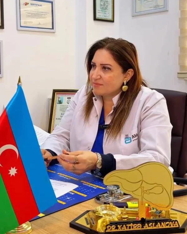 Dr. Xatirə Aslanova — həkim infeksionist-parazitoloq, Parasitus Medical Center, Bakı